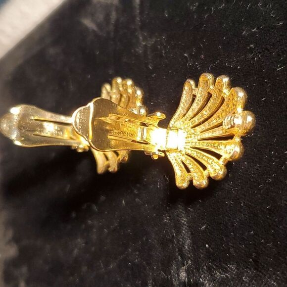 Vintage 1980's Open Design Goldtone Seashell Design Clip-On Earrings‎ - Picture 3 of 5